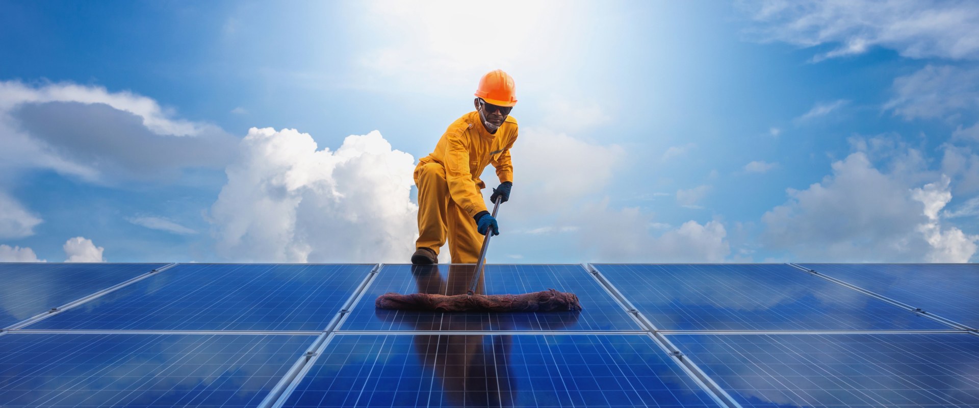 do-solar-panels-need-special-cleaning