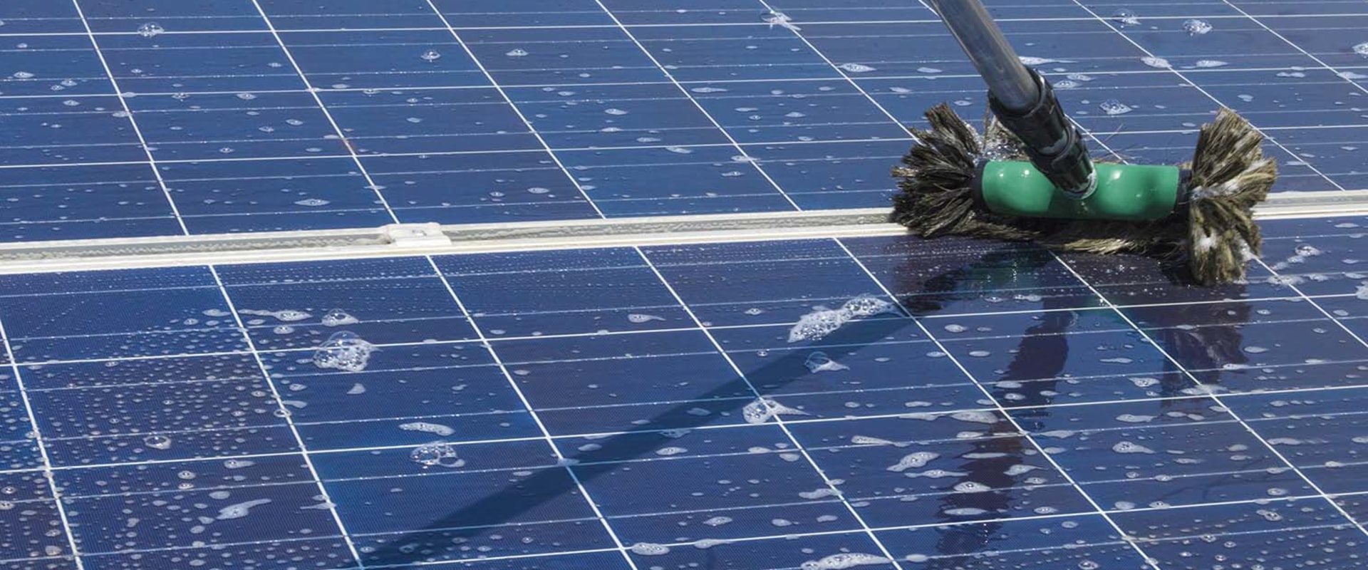 are-there-any-safety-risks-associated-with-cleaning-solar-panels